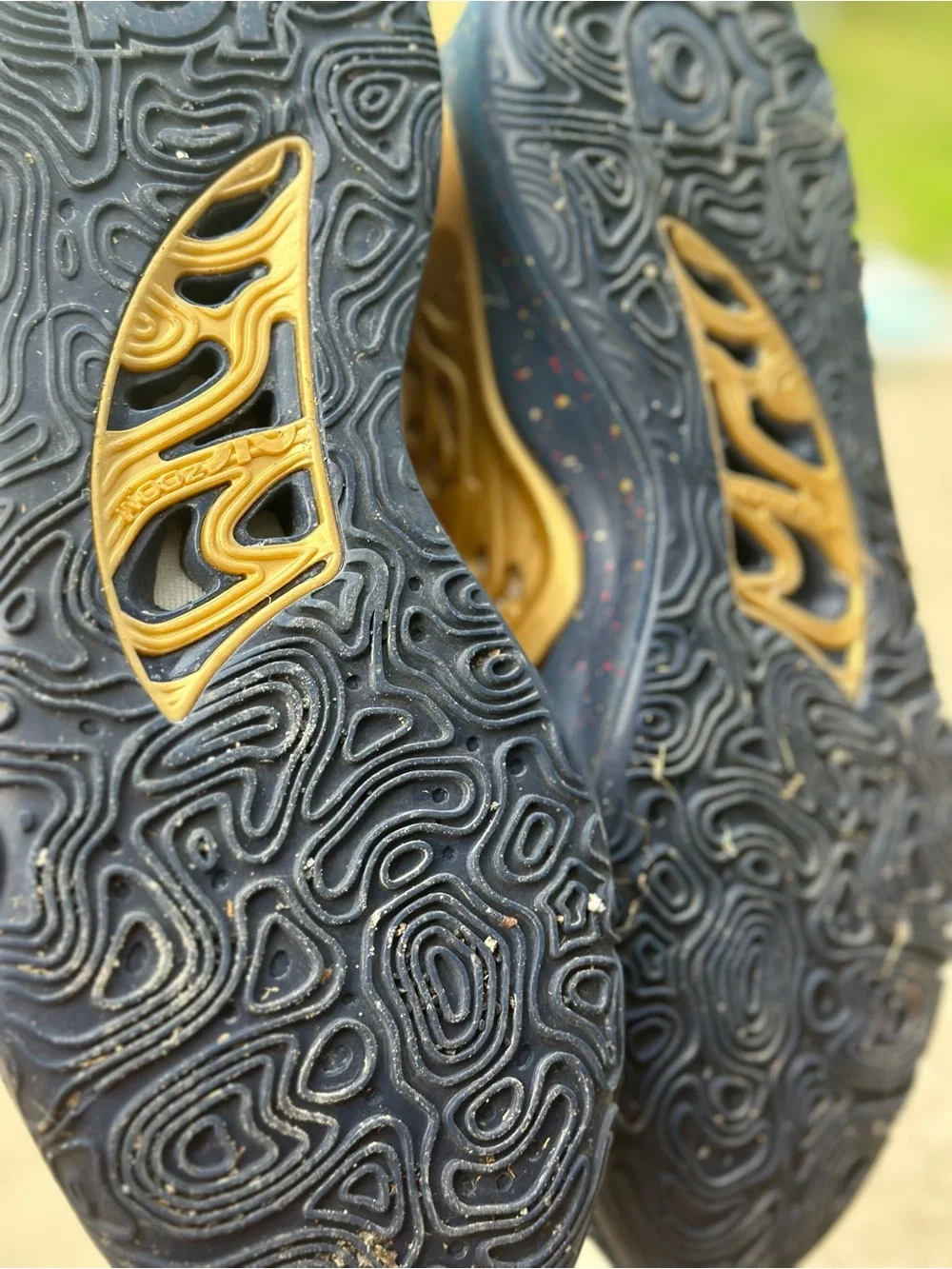 Nike Mens Sneakers in Gold, Red & Navy